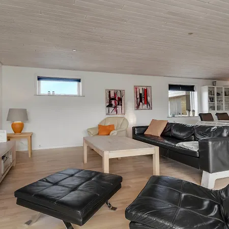 Spacious House At The End Of A Cul-de-sact Sj1014 Nyaraló *